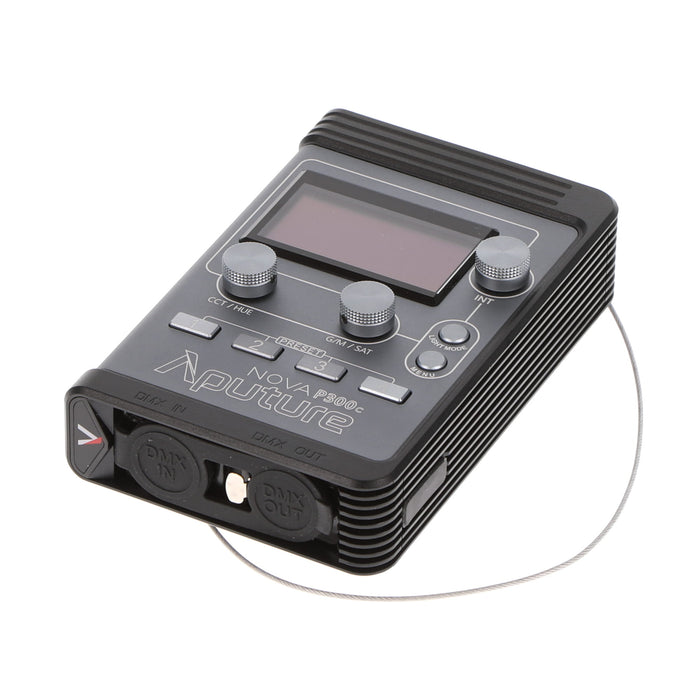 【中古品】Aputure APNova300kit NOVA P300c マルチカラーLED ハードケースキット