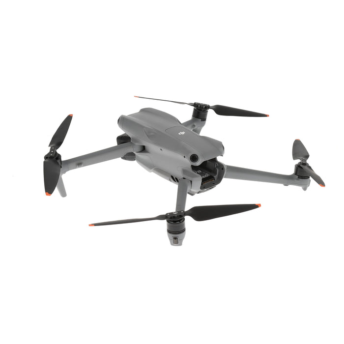 【中古品】DJI DP3232 DJI Air 3 Fly More Combo(DJI RC 2)[内蔵リモートID対応/事前登録無し]