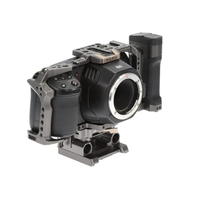 【中古品】BlackmagicDesign CINECAMPOCHDEF6K Blackmagic Pocket Cinema Camera 6K