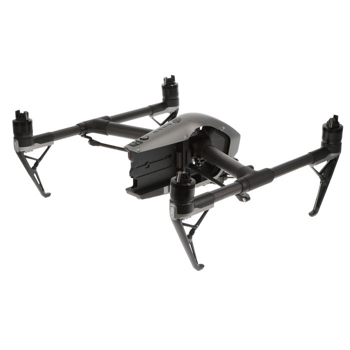 【中古品】DJI Inspire 2 ＋ ZENMUSE X5S ＋ Cendence Remote Controller Inspire 2 ＋ ZENMUSE X5S(レンズ付) ＋Cendence[リモートID無し/事前登録無し]