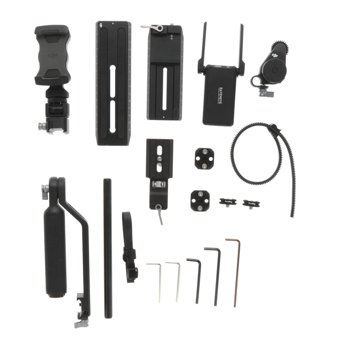 【決算セール2026】【中古品】DJI H70308 + RS2P17 DJI RS 3 Pro Combo (テザー制御ハンドル付属）