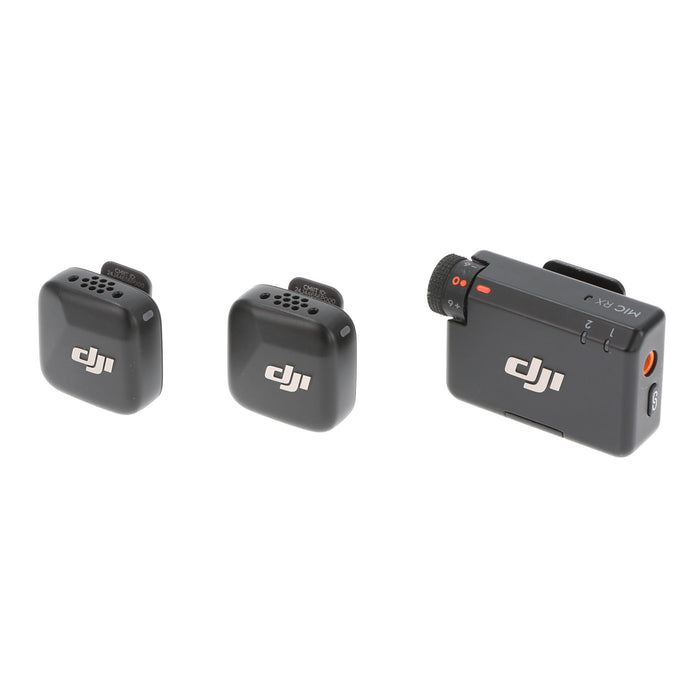 【中古品】DJI DM3005 DJI Mic Mini(トランスミッター×2 + レシーバー×1 + 充電ケース)