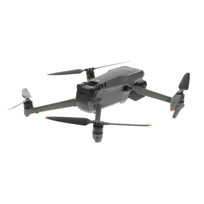 【中古品】DJI WM2626 DJI Mavic 3 Pro Cine Premium コンボ(DJI RC Pro付属)[内蔵リモートID対応/事前登録無し]