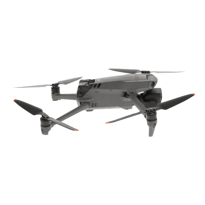 【中古品】DJI WM2626 DJI Mavic 3 Pro Cine Premium コンボ(DJI RC Pro付属)[内蔵リモートID対応/事前登録無し]