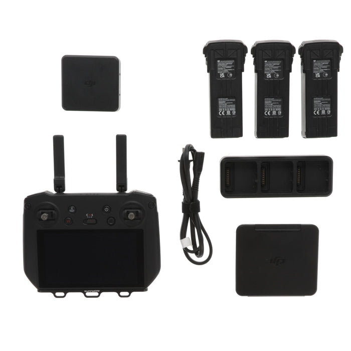【中古品】DJI WM2626 DJI Mavic 3 Pro Cine Premium コンボ(DJI RC Pro付属)[内蔵リモートID対応/事前登録無し]