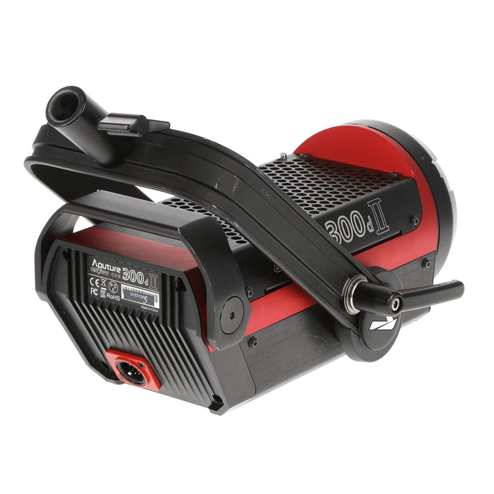 【中古品】Aputure APV0129A2F ライトストーム LS C300d II デイライト単色(5600K)