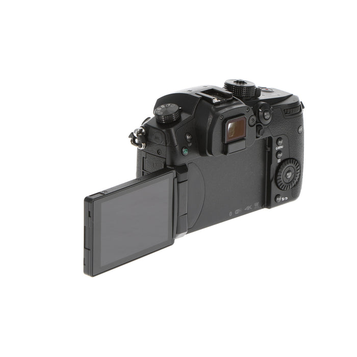 【中古品】Panasonic DC-GH5-K ミラーレス一眼カメラ GH5(ボディ)(ジャンク品)