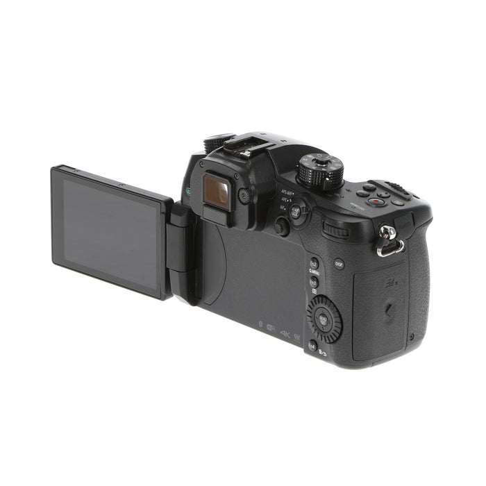 【中古品】Panasonic DC-GH5-K ミラーレス一眼カメラ GH5(ボディ)(ジャンク品)