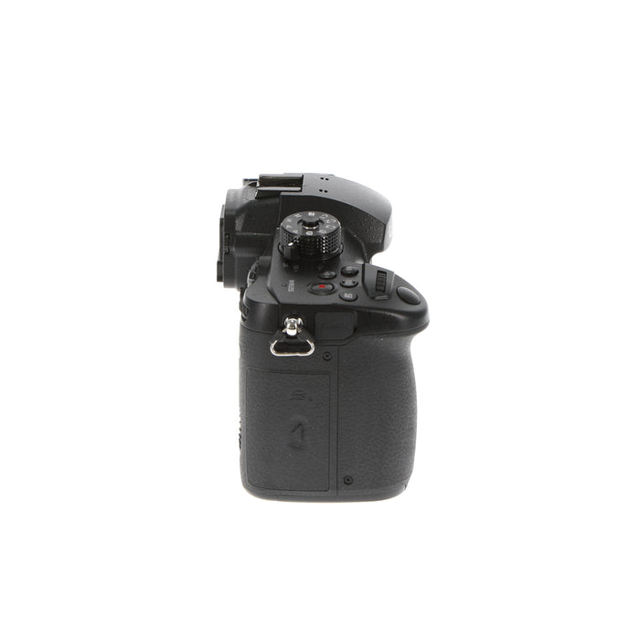 【中古品】Panasonic DC-GH5-K ミラーレス一眼カメラ GH5(ボディ)(ジャンク品)