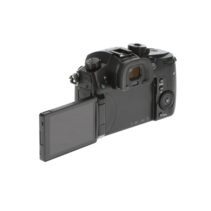 【中古品】Panasonic DC-GH5-K ミラーレス一眼カメラ GH5(ボディ)(ジャンク品)