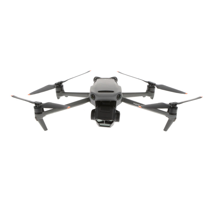 【中古品】DJI WM2624 DJI Mavic 3 Pro Fly More コンボ(DJI RC Pro付属)[内蔵リモートID対応/事前登録無し]