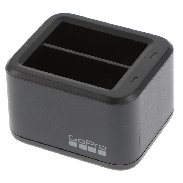 【中古品】GoPro ADDBD-211-EU デュアルバッテリーチャージャー+エンデューロバッテリー2個セット（HERO9/HERO10/HERO11）