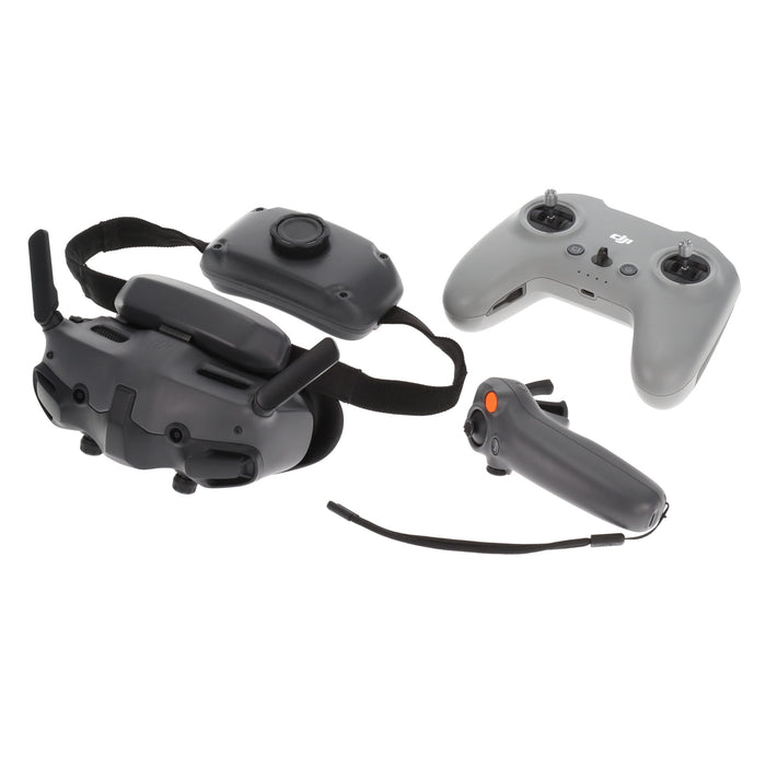 【中古品】DJI WA5206 DJI Avata 2 Fly More コンボ(バッテリー×3)[内蔵リモートID対応/事前登録無し]