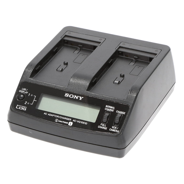 【中古品クリアランスセール】【中古品】SONY AC-VQ1051D ACアダプター/チャージャー(バッテリーパック2個付属)