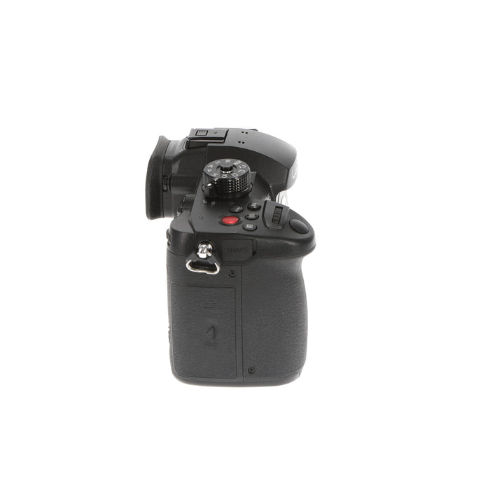 【中古品】Panasonic DC-GH5M2 デジタル一眼カメラ(ボディ)