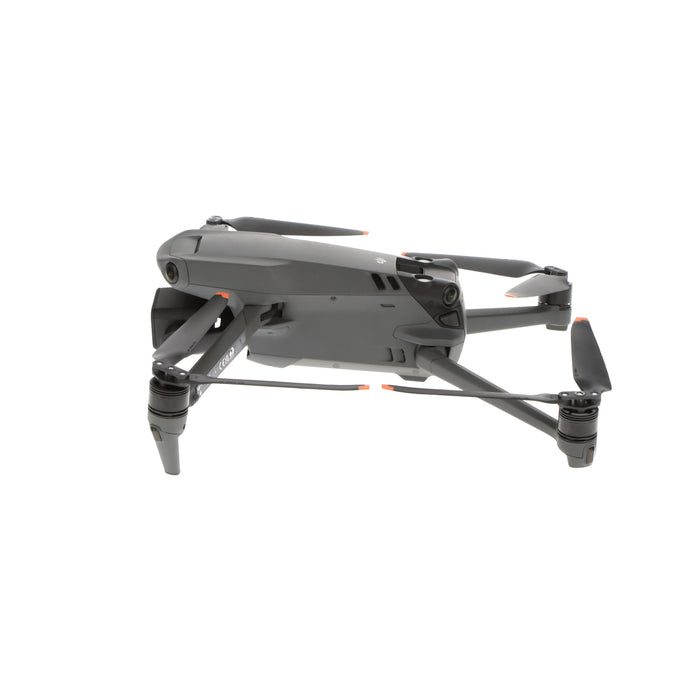 【中古品】DJI WM2603 + DJIRCP + WM2608 DJI Mavic 3 Classic(DJI RC Pro付属)(フライモアキット付属)[内蔵リモートID対応/事前登録無し]
