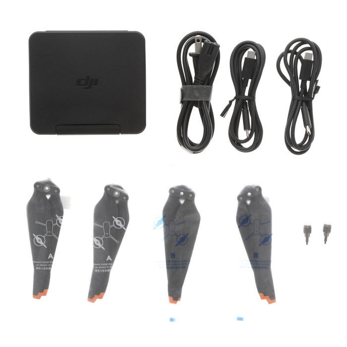 【中古品】DJI WM2624 DJI Mavic 3 Pro Fly More コンボ(DJI RC Pro付属)[内蔵リモートID対応/事前登録無し]