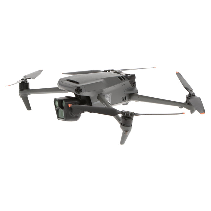 【中古品】DJI WM2624 DJI Mavic 3 Pro Fly More コンボ(DJI RC Pro付属)[内蔵リモートID対応/事前登録無し]