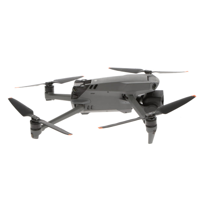 【中古品】DJI WM2624 DJI Mavic 3 Pro Fly More コンボ(DJI RC Pro付属)[内蔵リモートID対応/事前登録無し]