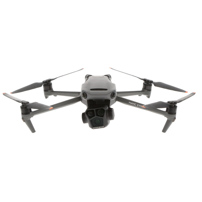 【中古品】DJI WM2624 DJI Mavic 3 Pro Fly More コンボ(DJI RC Pro付属)[内蔵リモートID対応/事前登録無し]