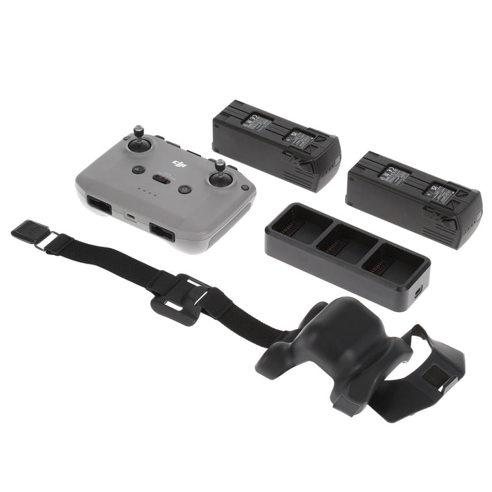 【中古品】DJI MA3FMC DJI Mavic 3 Fly More Combo(DJI RC付属)[内蔵リモートID対応/事前登録無し]