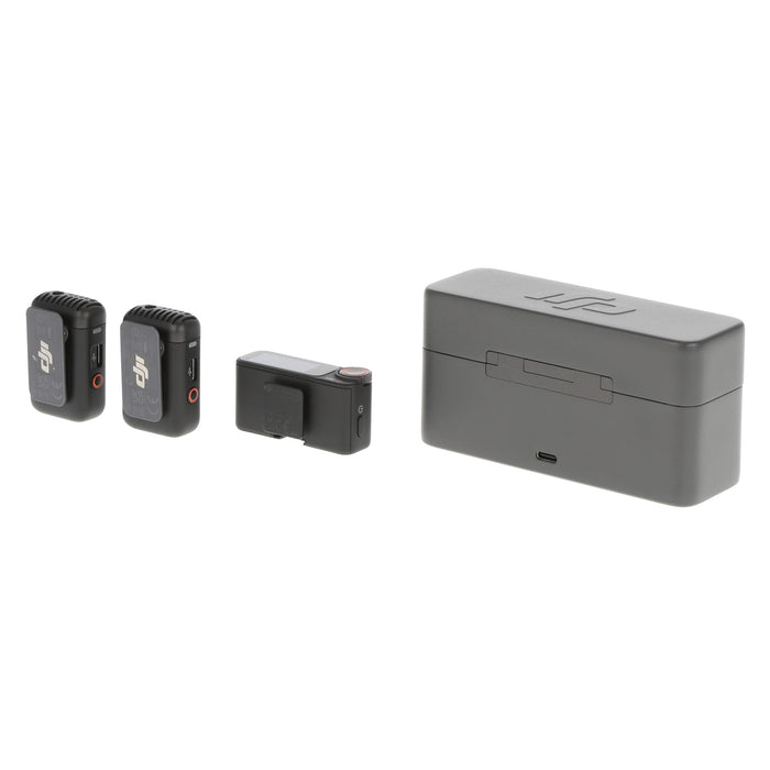 【中古品】DJI DM1021 DJI Mic 2(トランスミッター×2 + レシーバー×1 + 充電ケース)