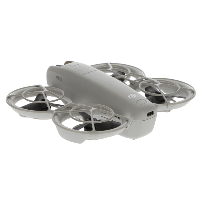 【中古品】DJI WB5222 DJI Neo Motion Fly More コンボ[内蔵リモートID対応/事前登録無し]
