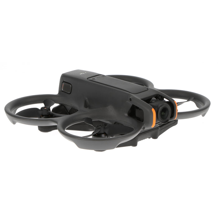 【中古品】DJI WA5206 DJI Avata 2 Fly More コンボ(バッテリー×3)[内蔵リモートID対応/事前登録無し]