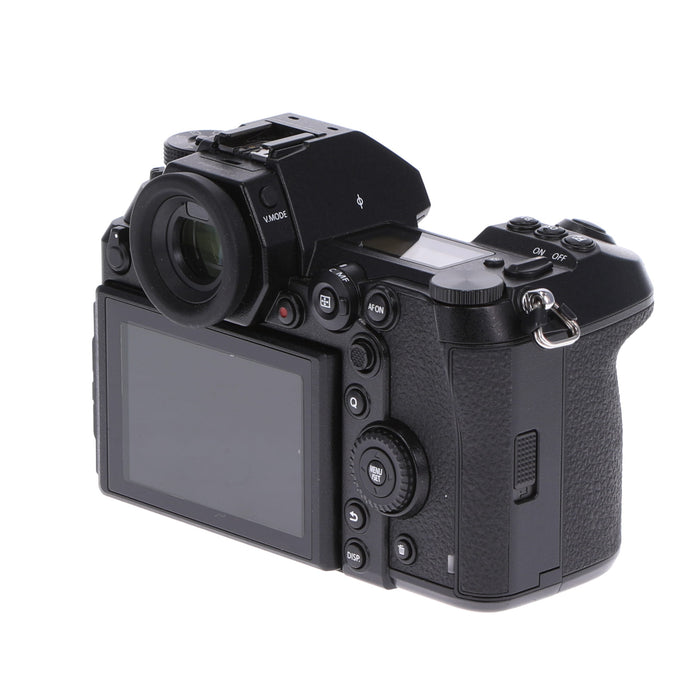 【ワケあり品】Panasonic DC-S1M-K ミラーレス一眼カメラ S1(標準ズームレンズ付属)