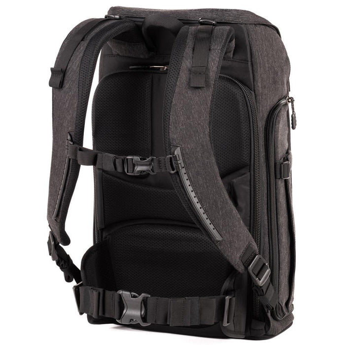 ThinkTANKphoto Urban Access 15 Backpack アーバンアクセス 15 バックパック