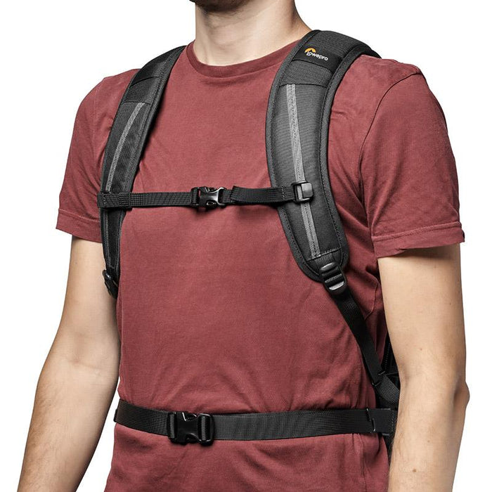 Lowepro LP37350-PWW フリップサイド 300 AW III ブラック