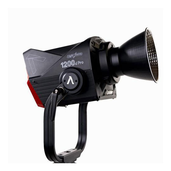 Aputure LS1200d Pro 不具合無し‼︎ Aputureがフラッグシップモデル「LS 1200d Pro」を発表 | CineD